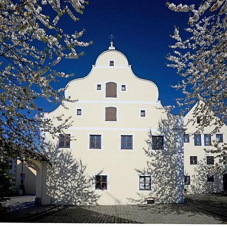 Hotel Klostergasthof Thierhaupten Экстерьер фото
